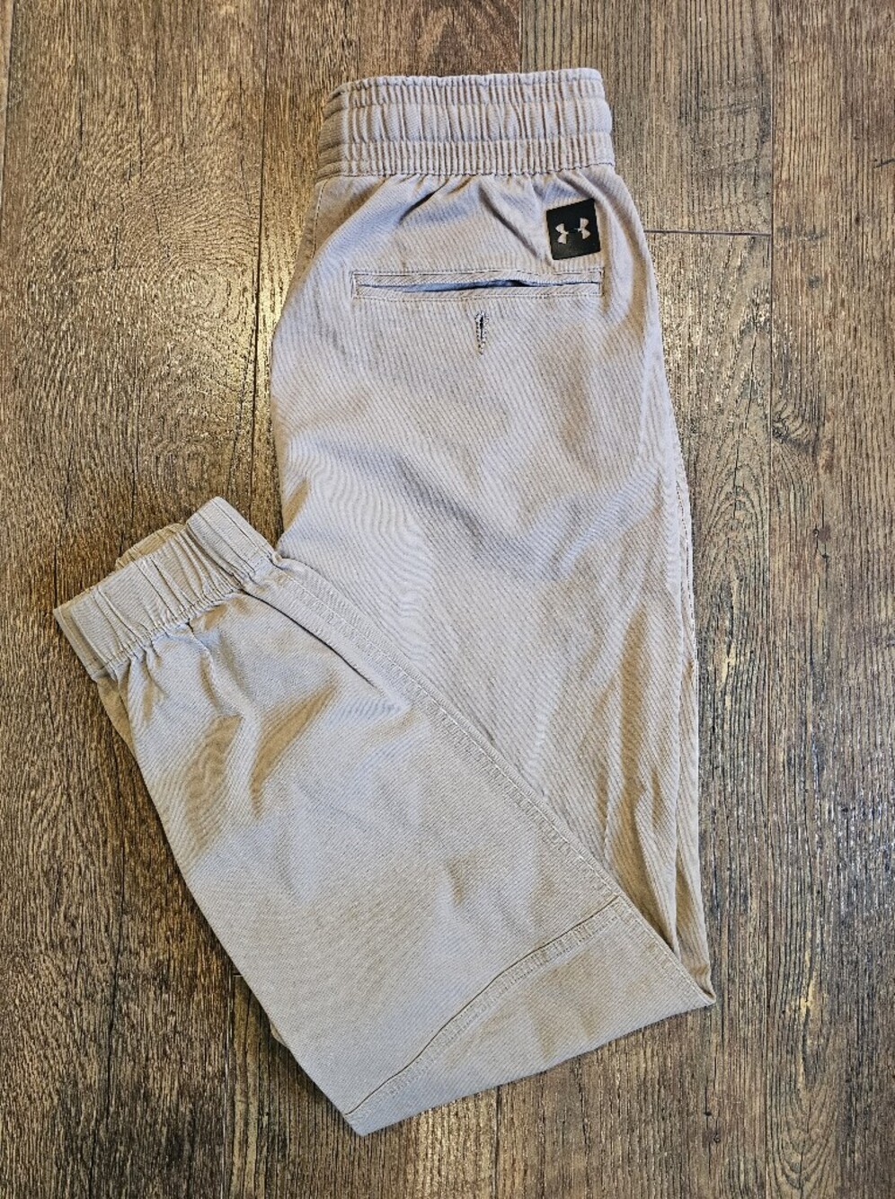 Under Armour Men's Light Beige Elastic-Cuff Joggers Size [M]